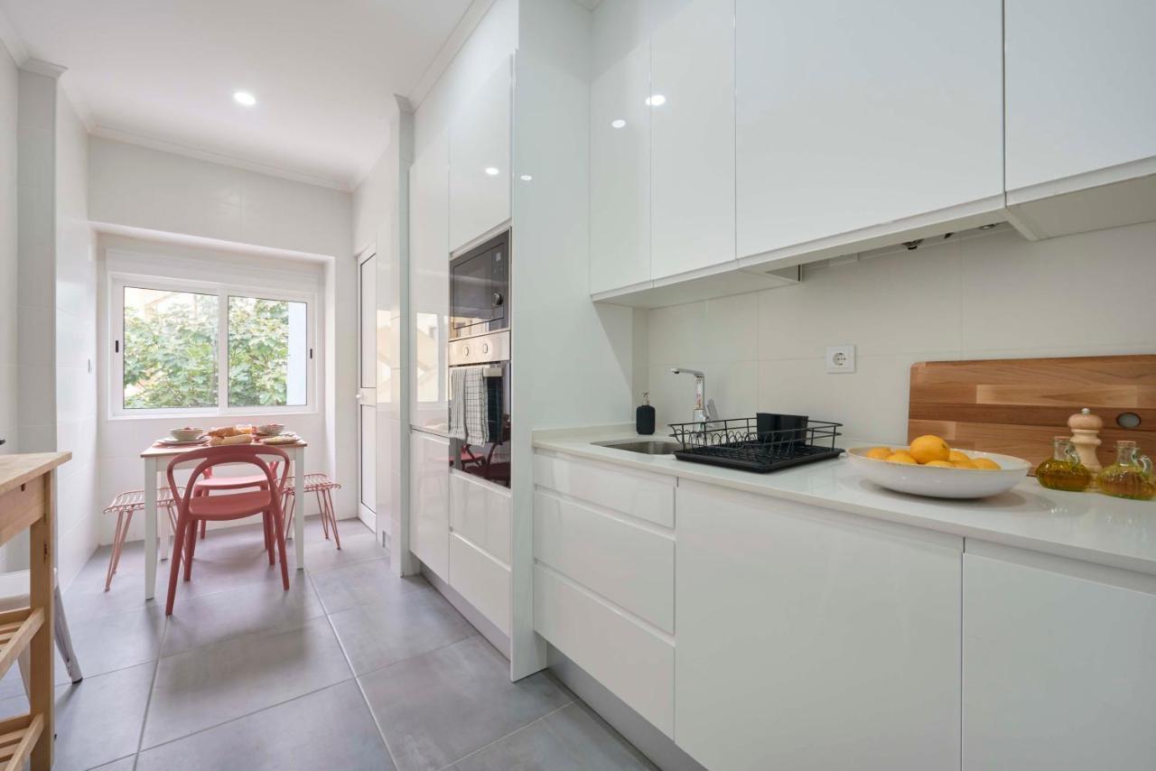 Spacious & Light-Filled 4Br Apartment By Timecoler Amadora Eksteriør billede